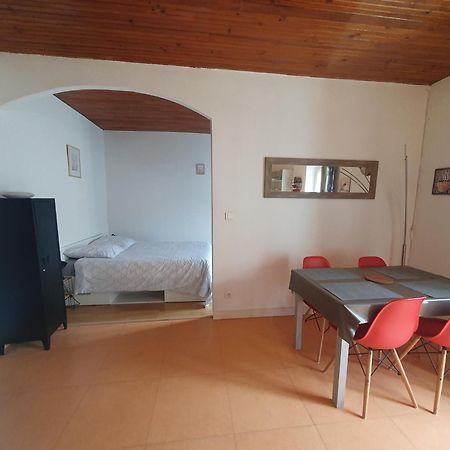 Appartement Meuble Centre Ville 니옹 외부 사진