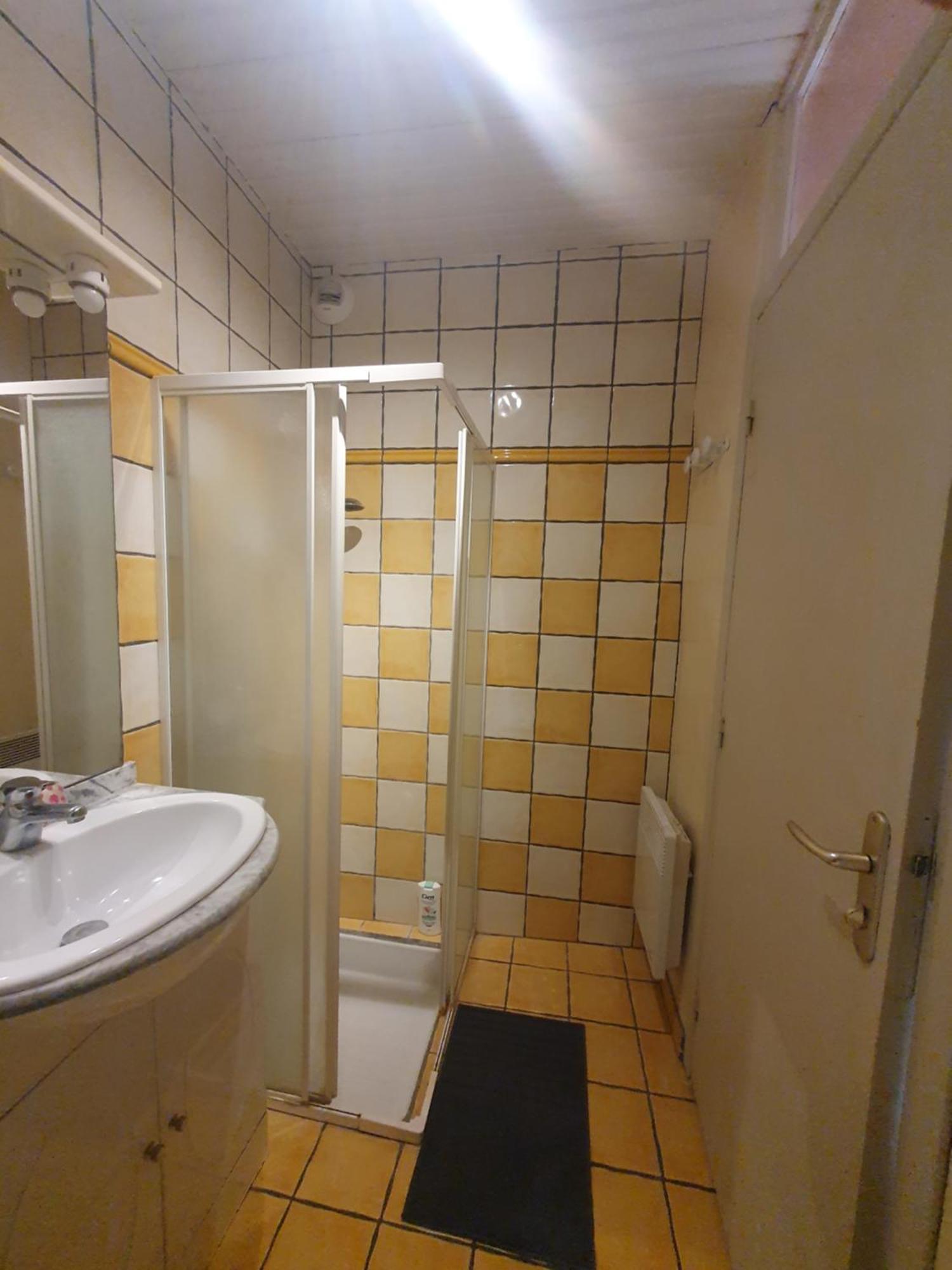 Appartement Meuble Centre Ville 니옹 외부 사진