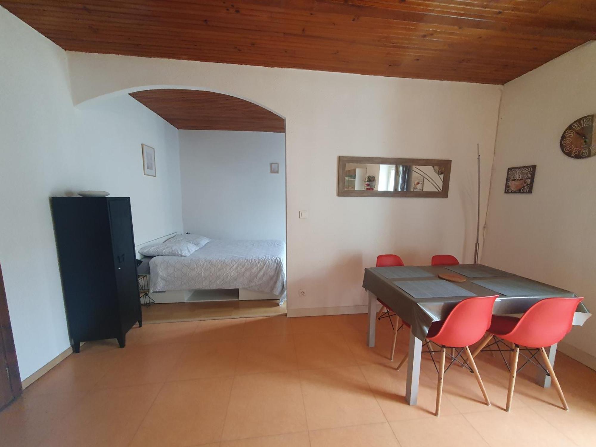 Appartement Meuble Centre Ville 니옹 외부 사진